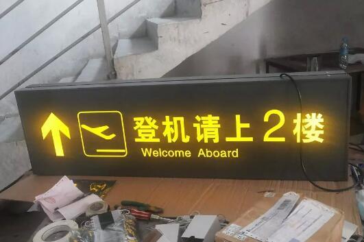 ���Ɵ���