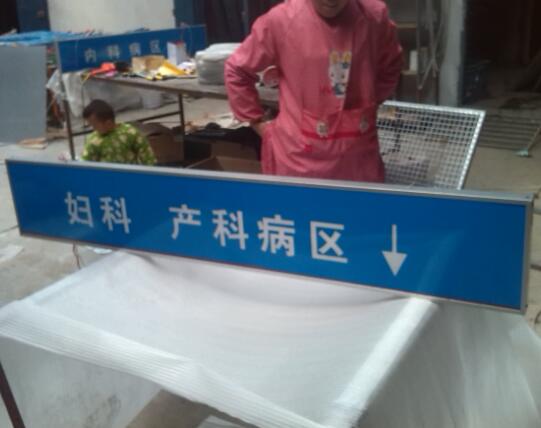 ���Ɵ���